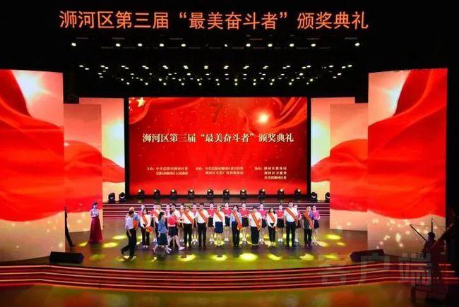 神舟十五号乘组出炉，57岁费俊龙创年龄纪录，我国为何不选年轻人？游戏画面