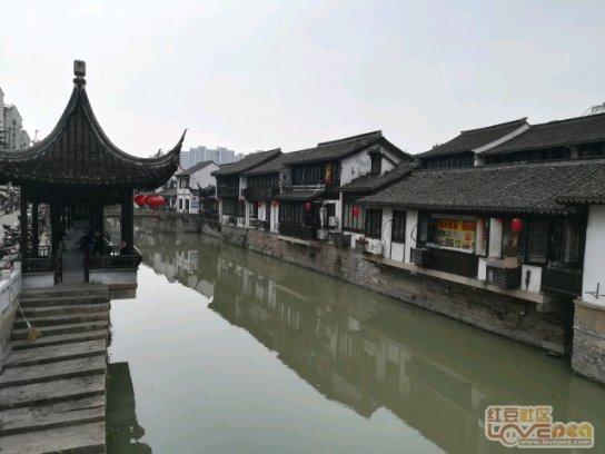 金融助力实体经济“轻装前行”(锐财经)