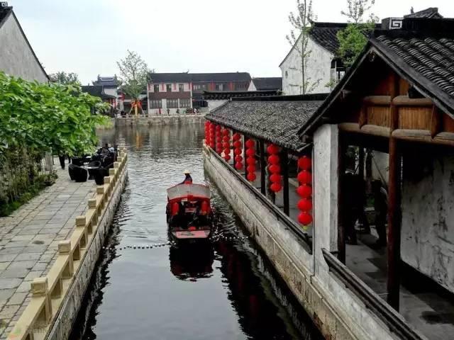 逃出海滩度假胜地